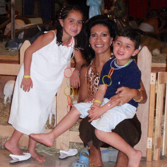 Meet your Posher, Teresa - Picture 1 of 2